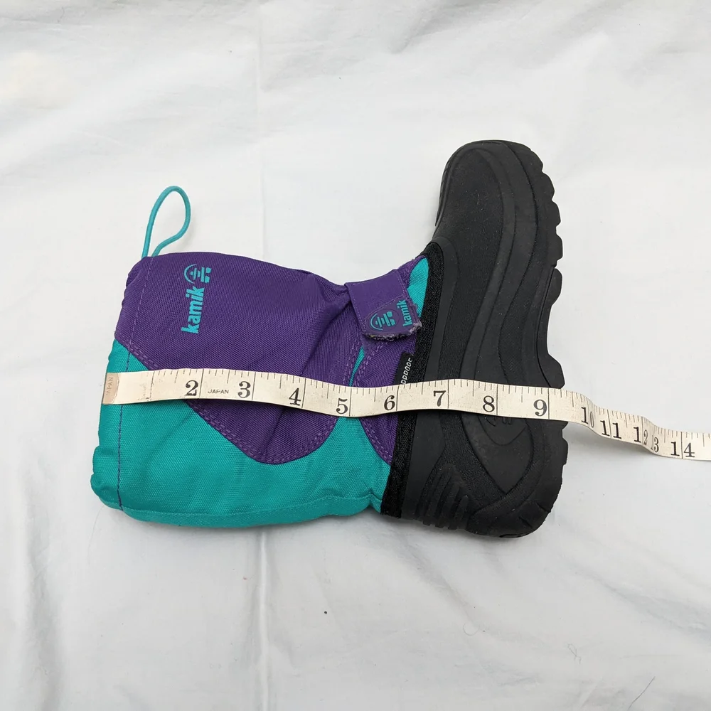 Kamik Girls Insulated Snow Boots Size 2